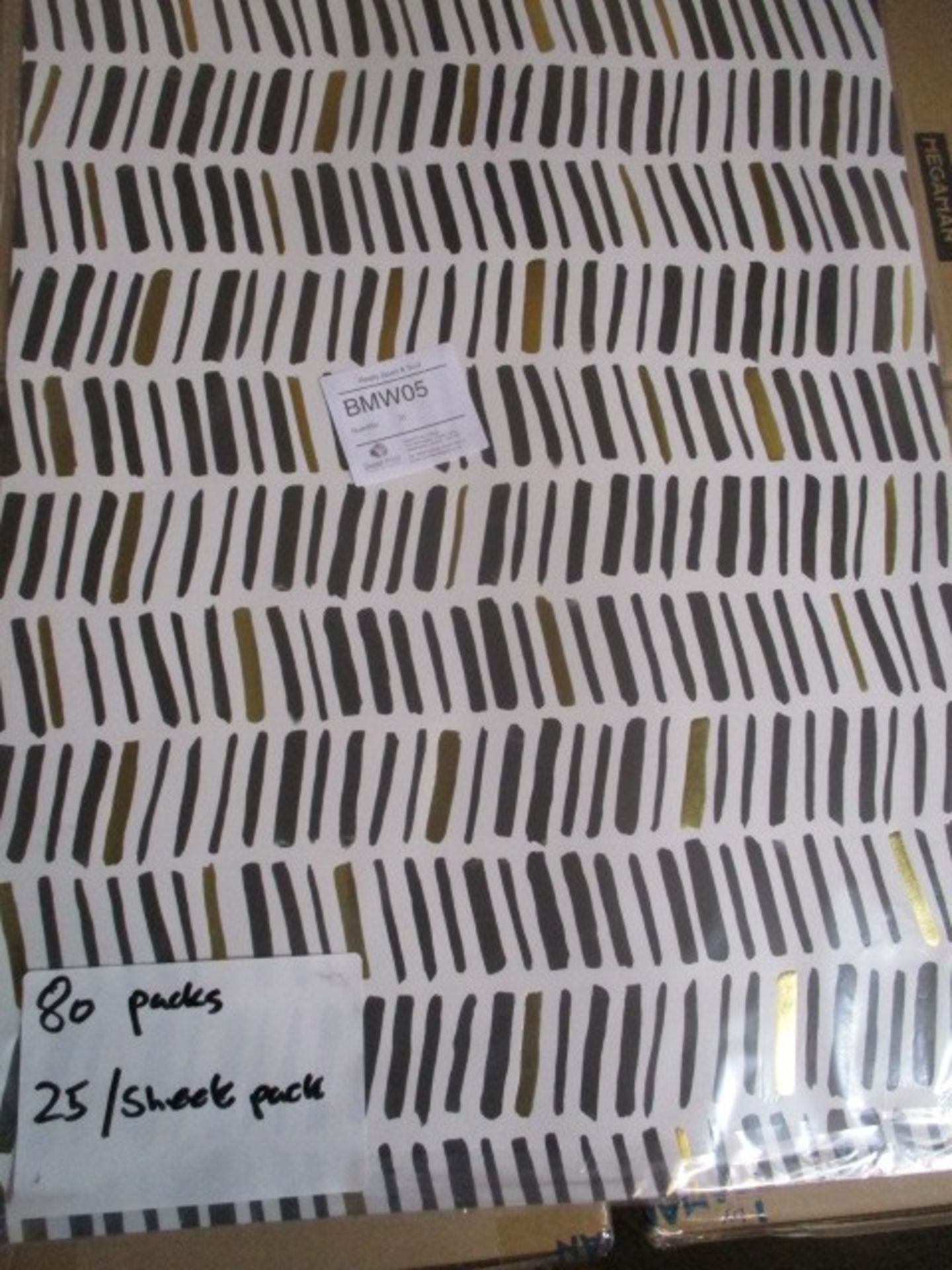 £150,000+ Stock of a Luxury Gift Wrap Distributor - Image 186 of 227