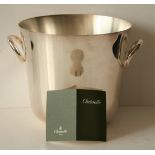 Seau à Champagne en métal argenté de la collection VERTIGO chez CHRISTOFLE par [...]