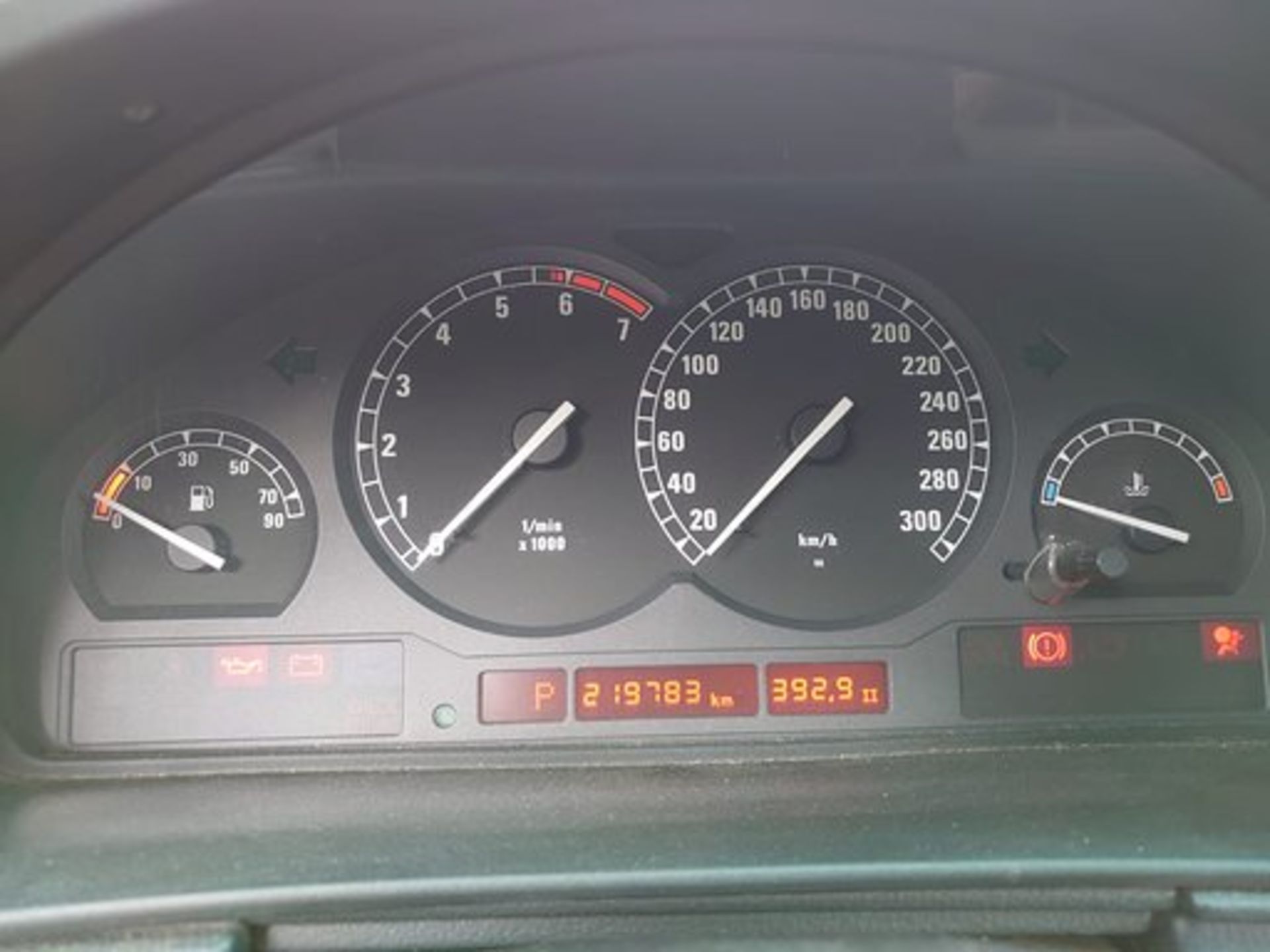 BMW 840 de 1998, cylindrée de 4,4 L, 220.000 kms, 3 propriétaires successifs, [...] - Bild 6 aus 8