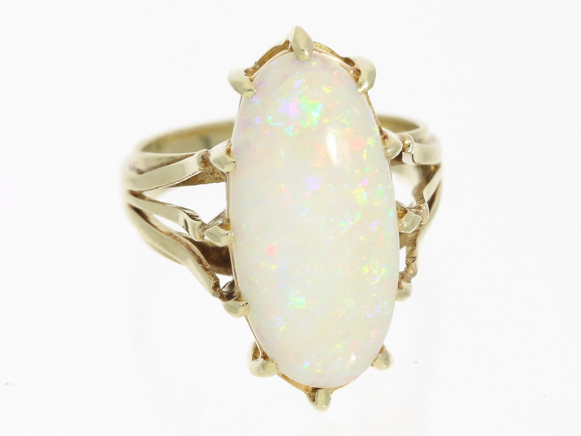 Ring: vintage Damenring aus 14K Gold, besetzt mit schönem Opal<