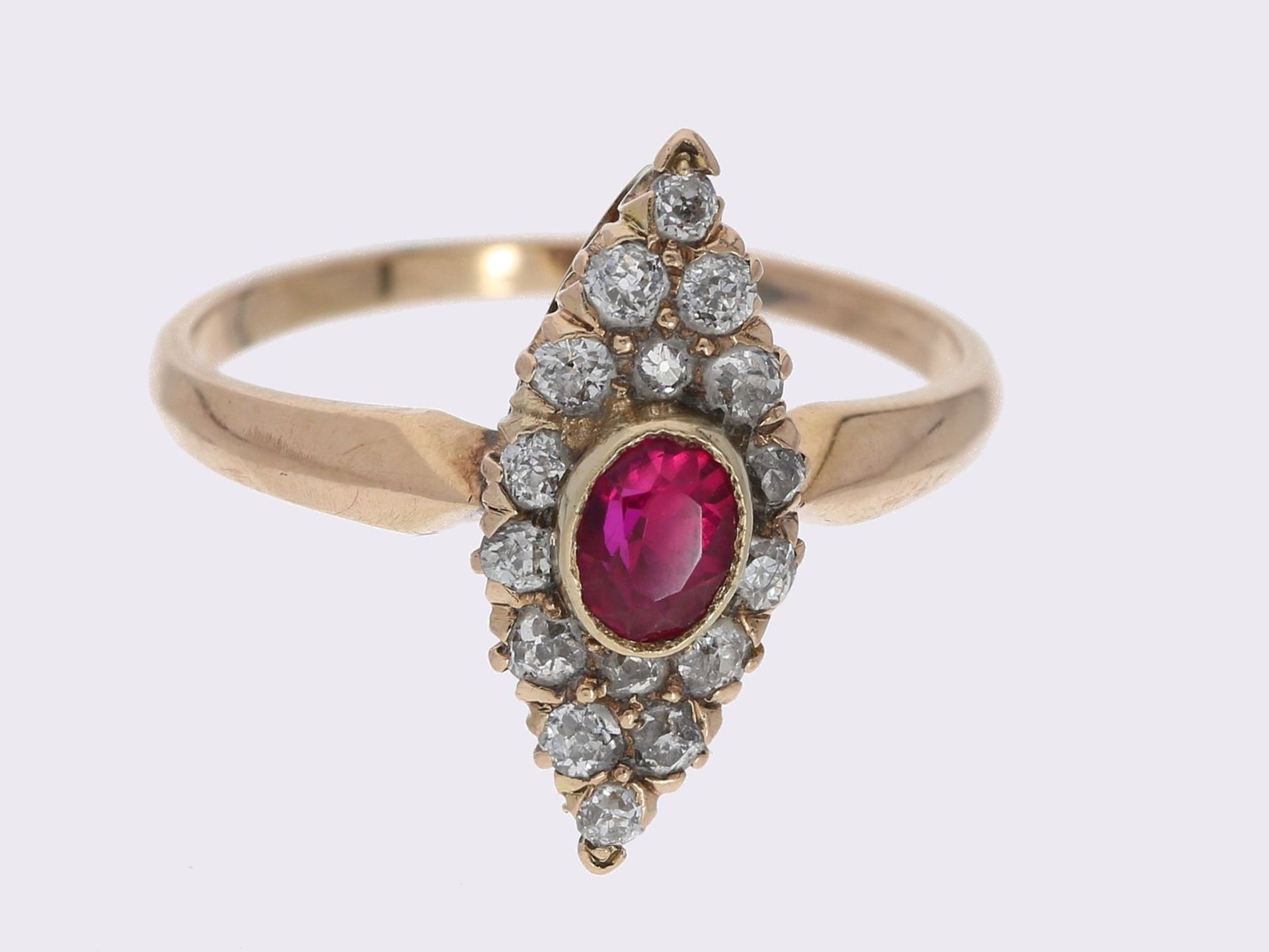 Ring: antiker Marquisering mit Altschliff-Diamanten und Rubin, 14K Rotgold