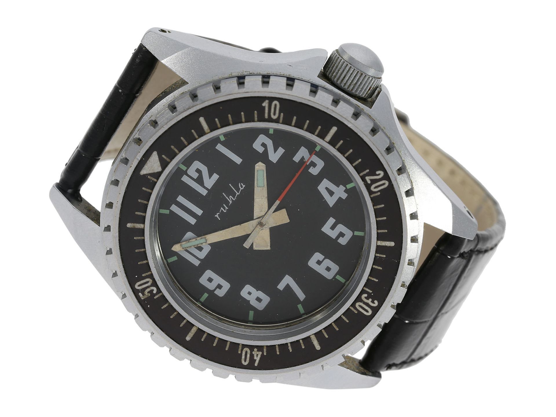 Wristwatch: extremely rare Ruhla combat swimmer watch, made for the "Nationale Volksarmee", one of