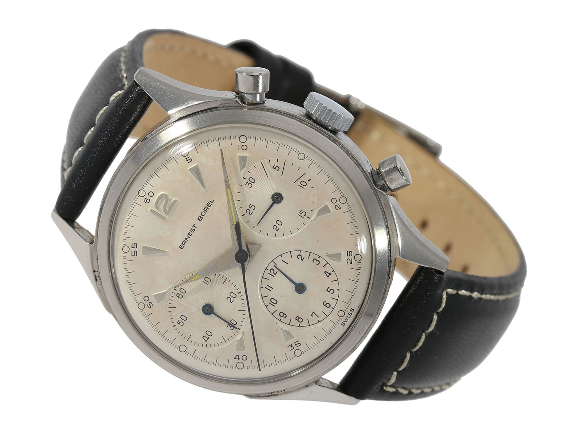 Wristwatch: very beautiful vintage chronograph with screwed case and calibre Valjoux 72, signed