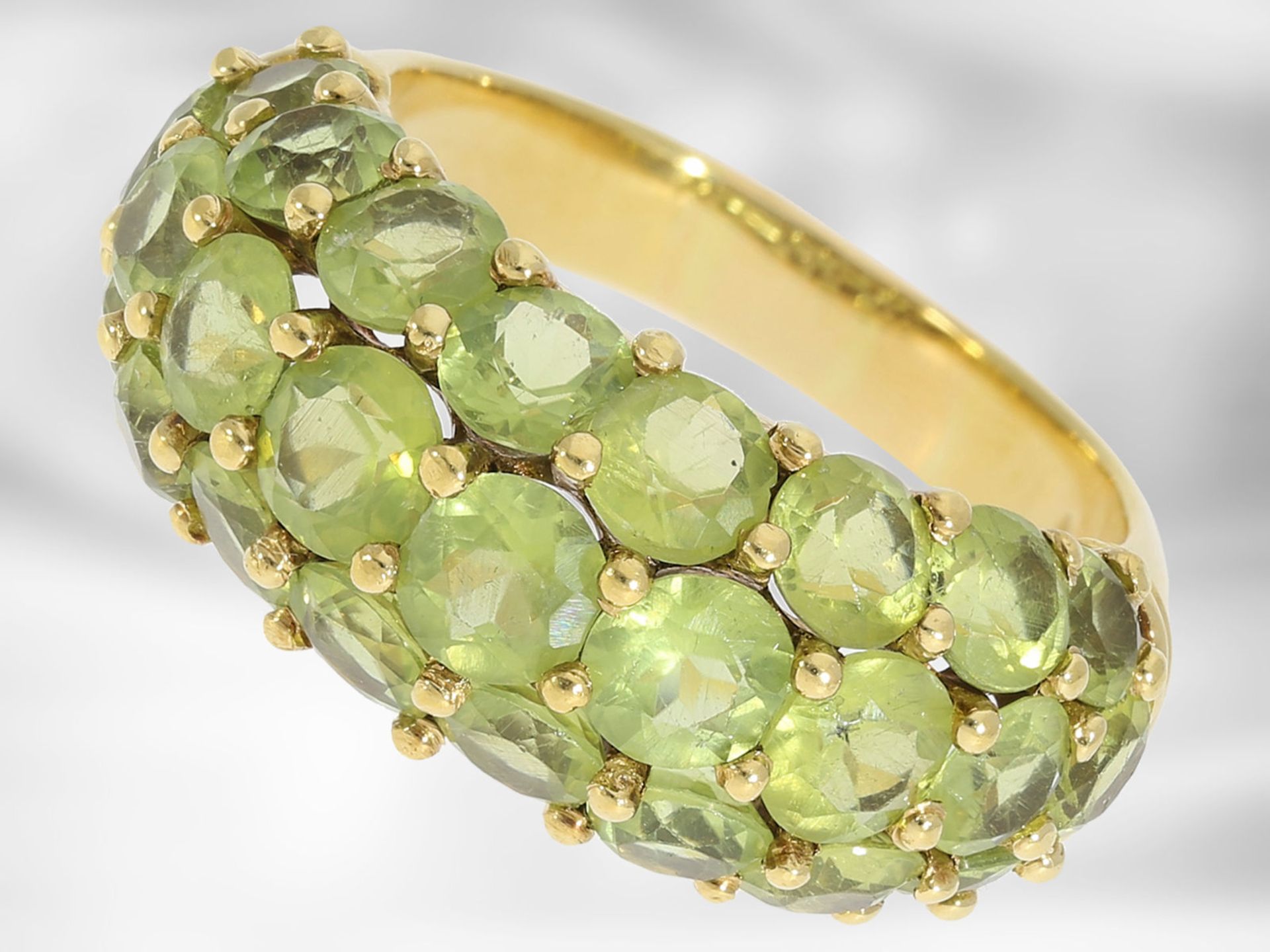 Kette/Collier/Armreif/Ring: sehr dekoratives vintage Peridot-Schmuckset, 18K und 14K Gold - Bild 5 aus 7