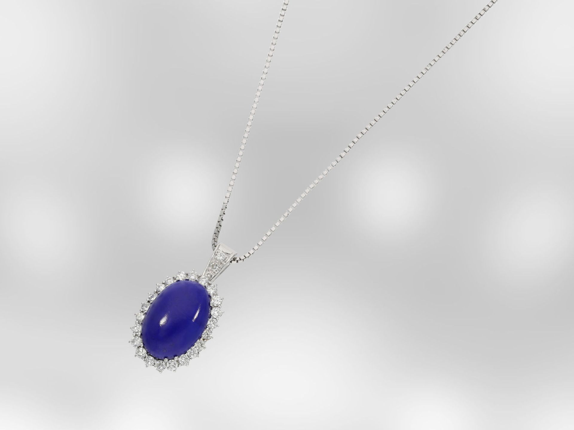 Kette/Collier: dekoratives Collier mit Lapislazuli und Brillanten, ca, 1,2ct, 14K und 18K GoldCa. - Bild 2 aus 3