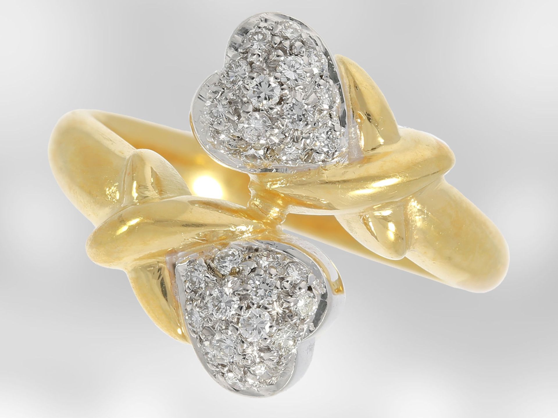 Ring: dekorativer Herzring mit Brillanten, ca. 0,28ct, 14K Gelbgold - Bild 2 aus 3