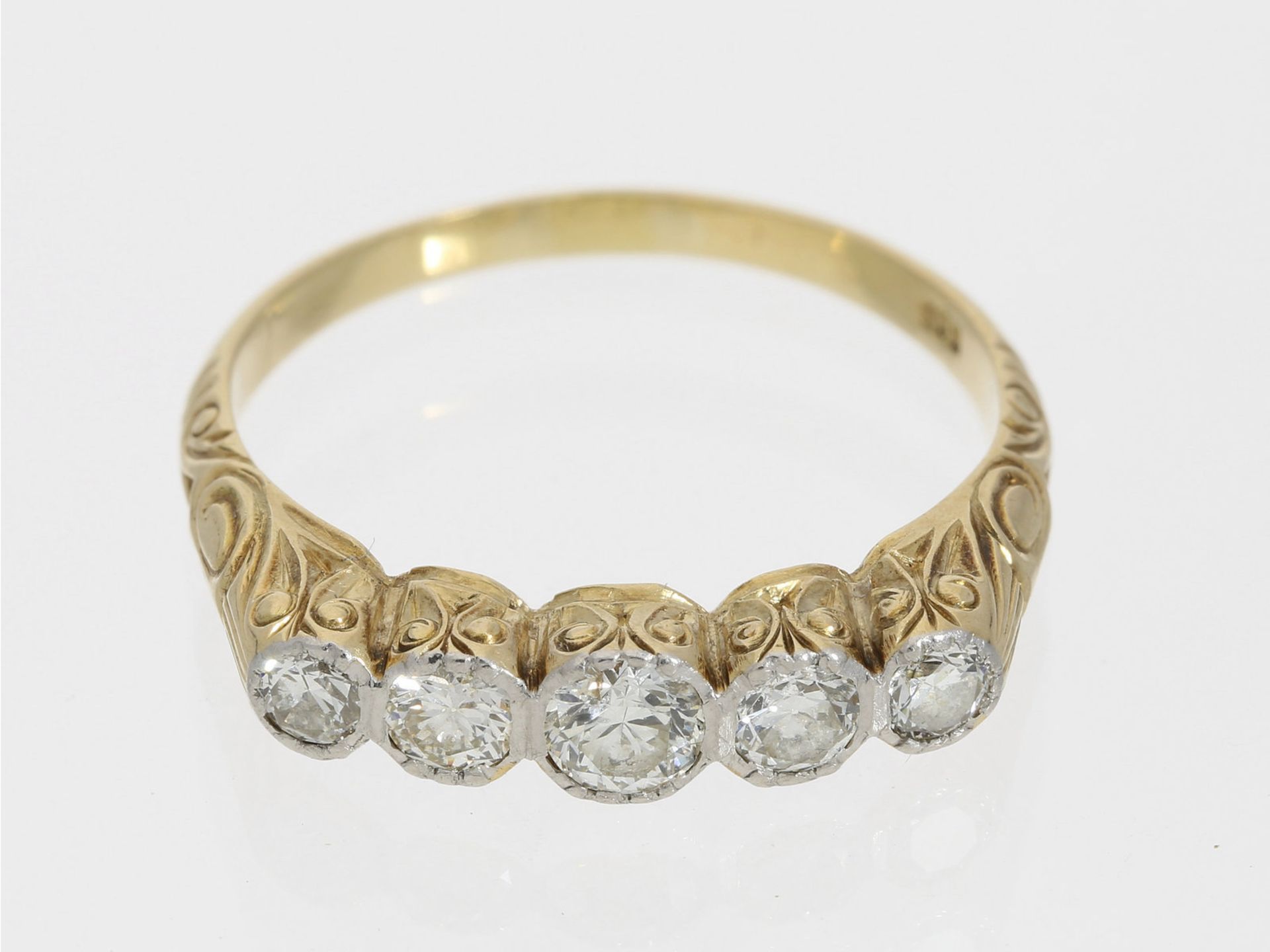 Ring: sehr schöner Diamant-Damenring aus der Zeit des Art déco, 14K Gold