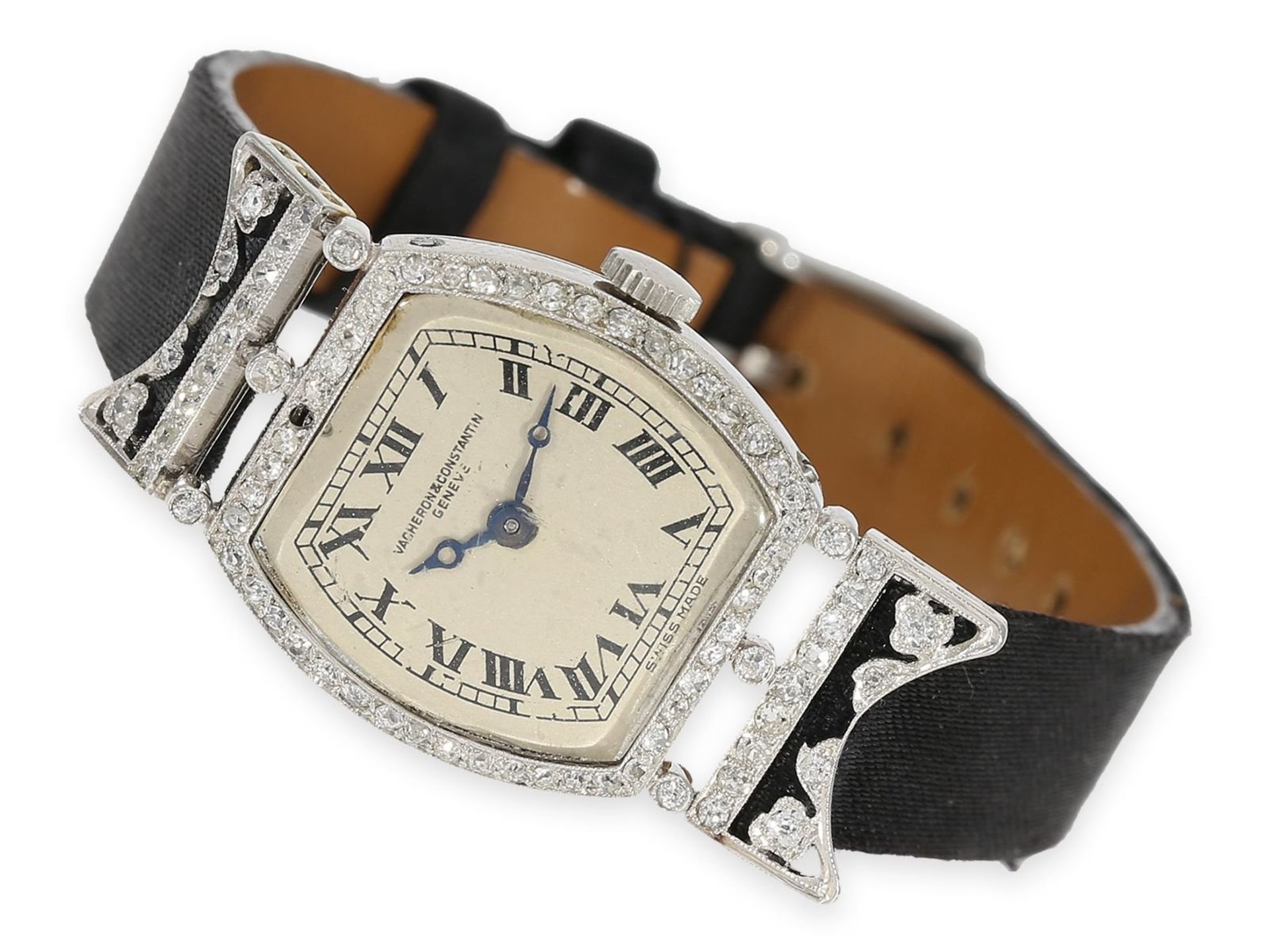 Wristwatch: extremely rare Vacheron & Constantin platinum cocktail watch with diamond setting, Art