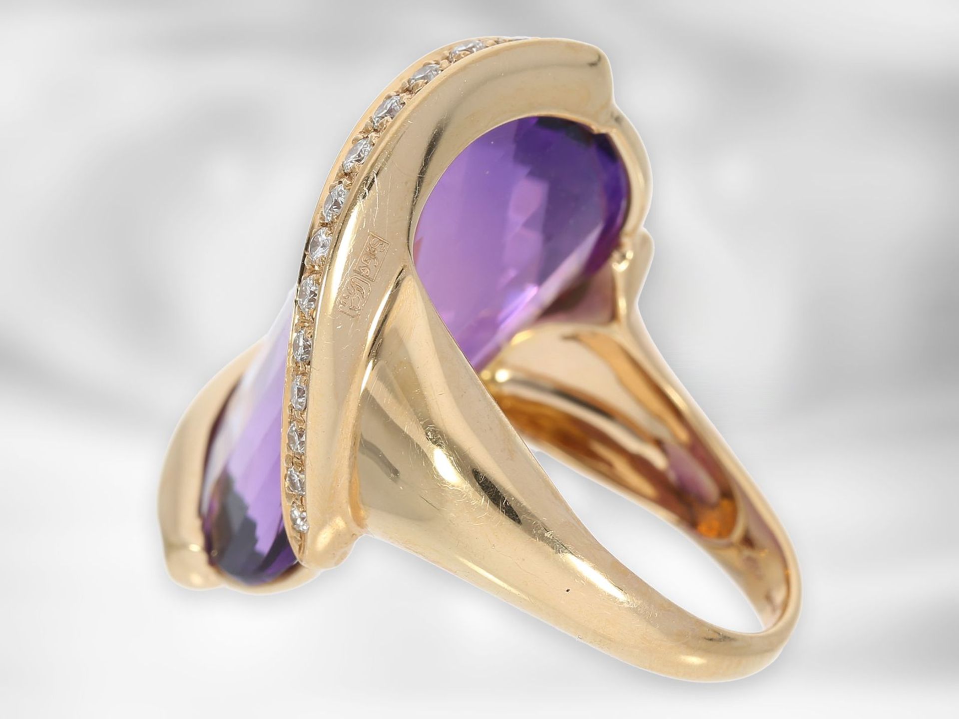 Ring: italienischer Designerring mit großem Amethyst und Brillanten, 18K Roségold, Superoro ItalyCa. - Bild 4 aus 4