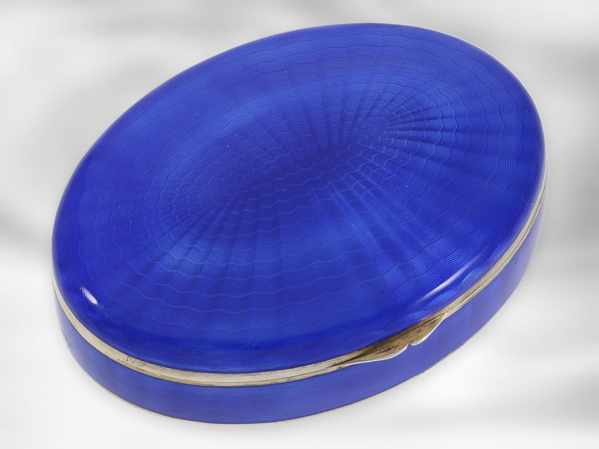 Schnupftabakdose: exquisite Schnupftabakdose im Fabergé-Stil, außergewöhnliche Qualität, blaue