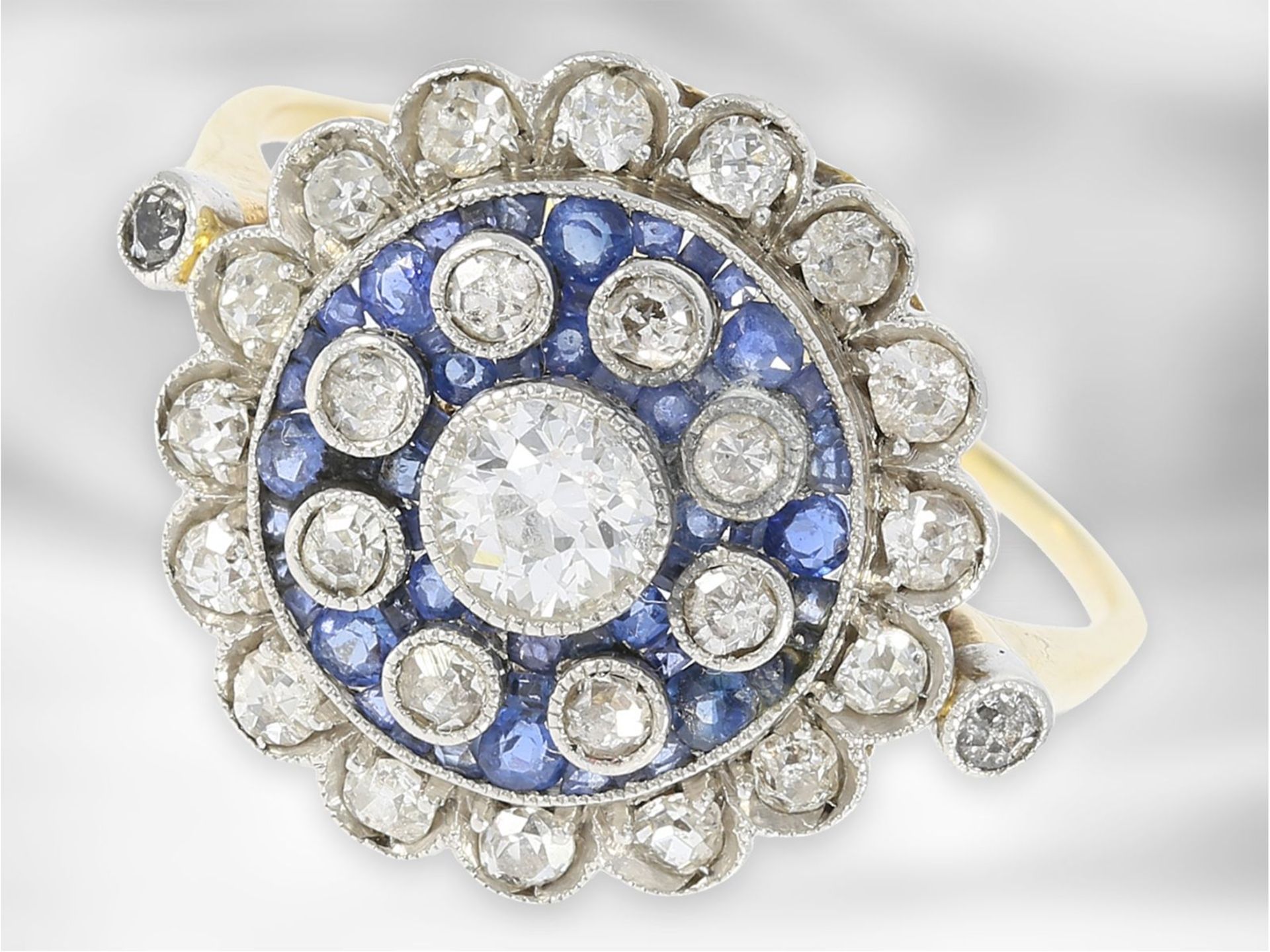 Ring: seltener, antiker Saphir/Diamant-Blütenring, um 1900 - Bild 2 aus 3