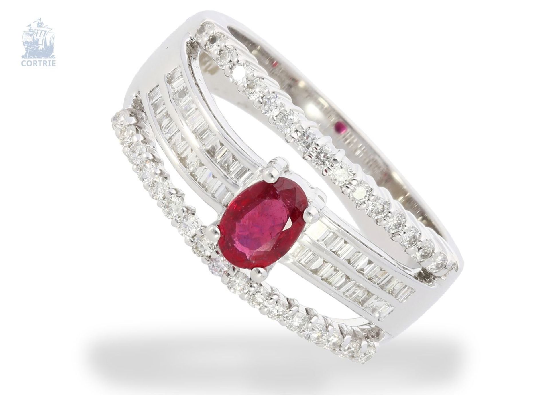 Ring: neuwertiger, moderner und ungetragener Rubin/Diamant-Damenring, Handarbeit aus 18K Weißgold,