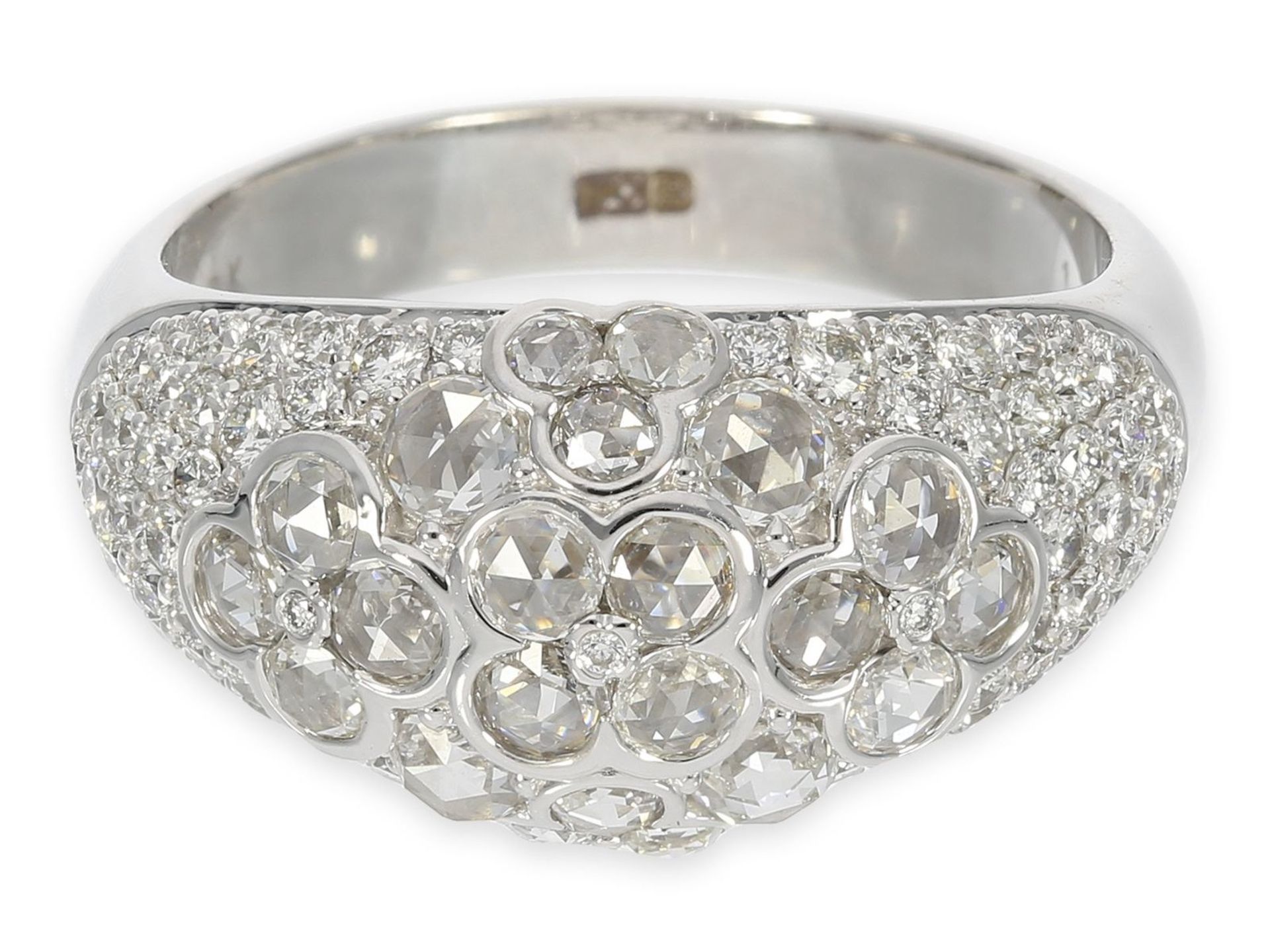 Ring: dekorativer, wertvoller Bandring mit Brillanten und Diamantrosen, insgesamt ca. 1,7ct, 18K