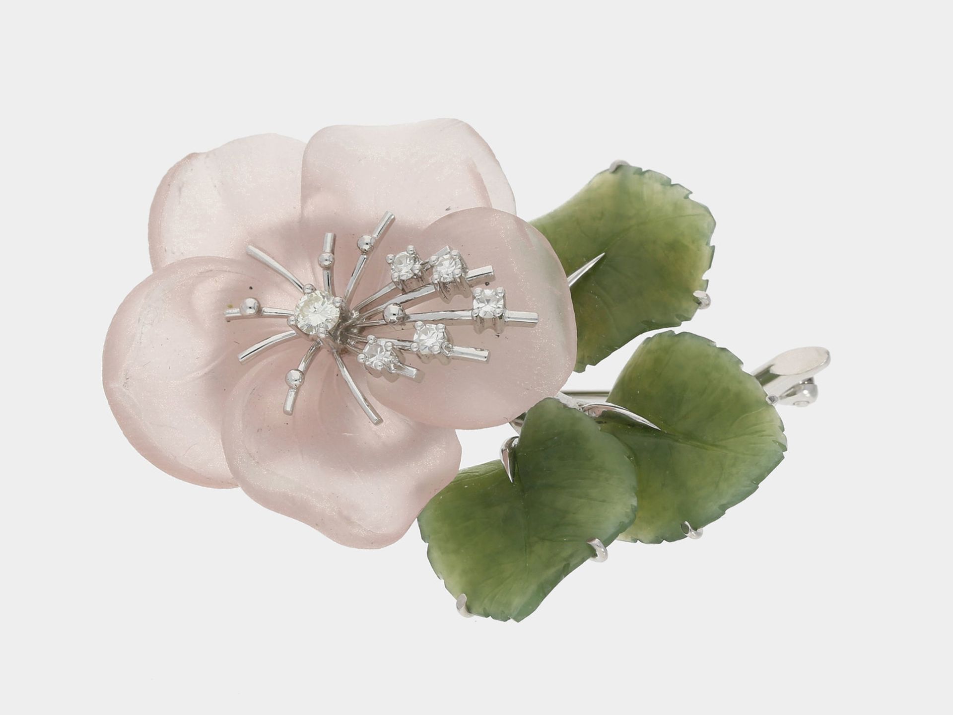 Brosche/Nadel: dekorative handgefertigte Blumenbrosche mit Brillanten, Rosenquarz und Jade/