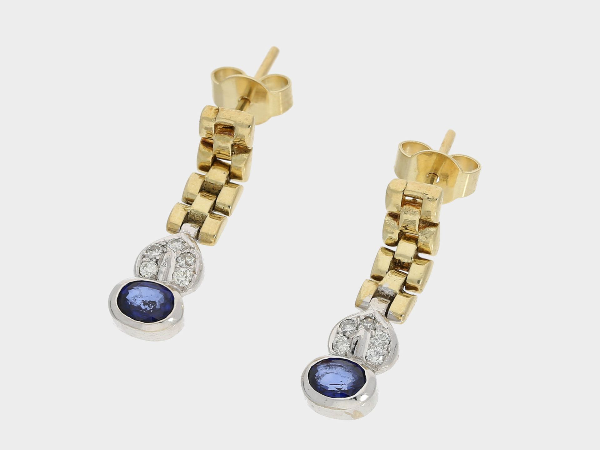 Ohrschmuck: ausgefallene vintage Saphir/Brillant-Ohrstecker im Kettendesign