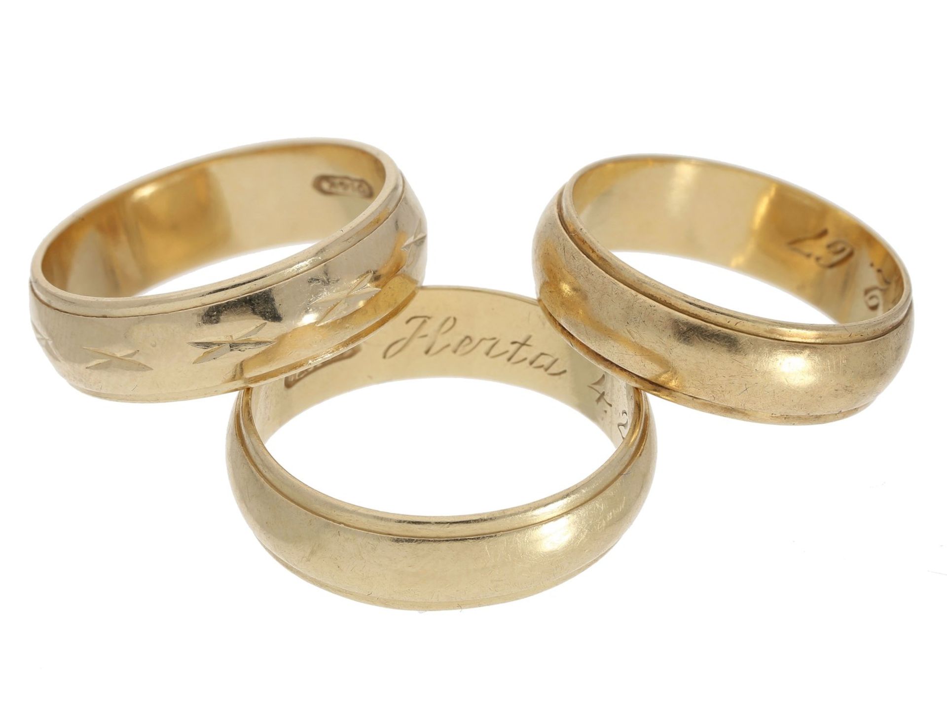 Ring: kleines Konvolut aus alten Trauringen, 14K Gold Bestehend aus insgesamt 3 Ringen,