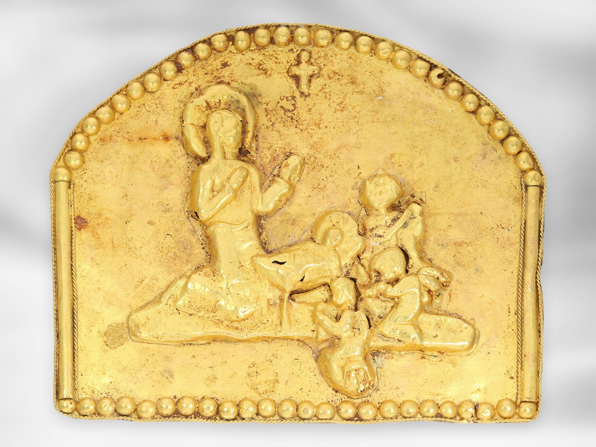 Relief: frühes antikes Goldrelief, Darstellung der Geburt Christi, vermutlich ca.2000 Jahre alt Ca.