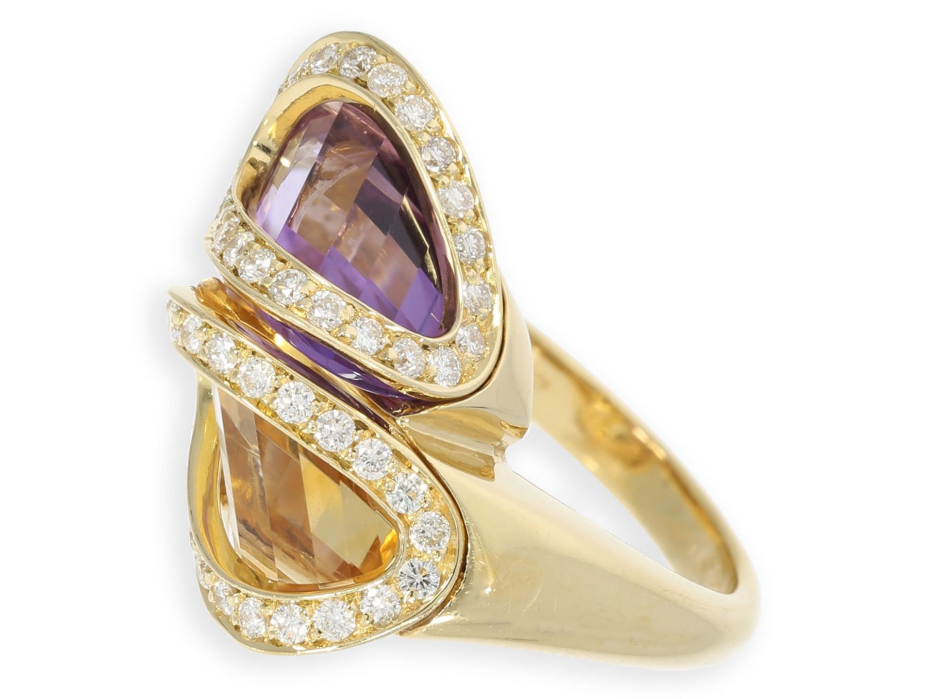 Ring: dekorativer italienischer Citrin/Amethystring mit Brillanten, 18K Gelbgold, Marke Superoro< - Bild 2 aus 2