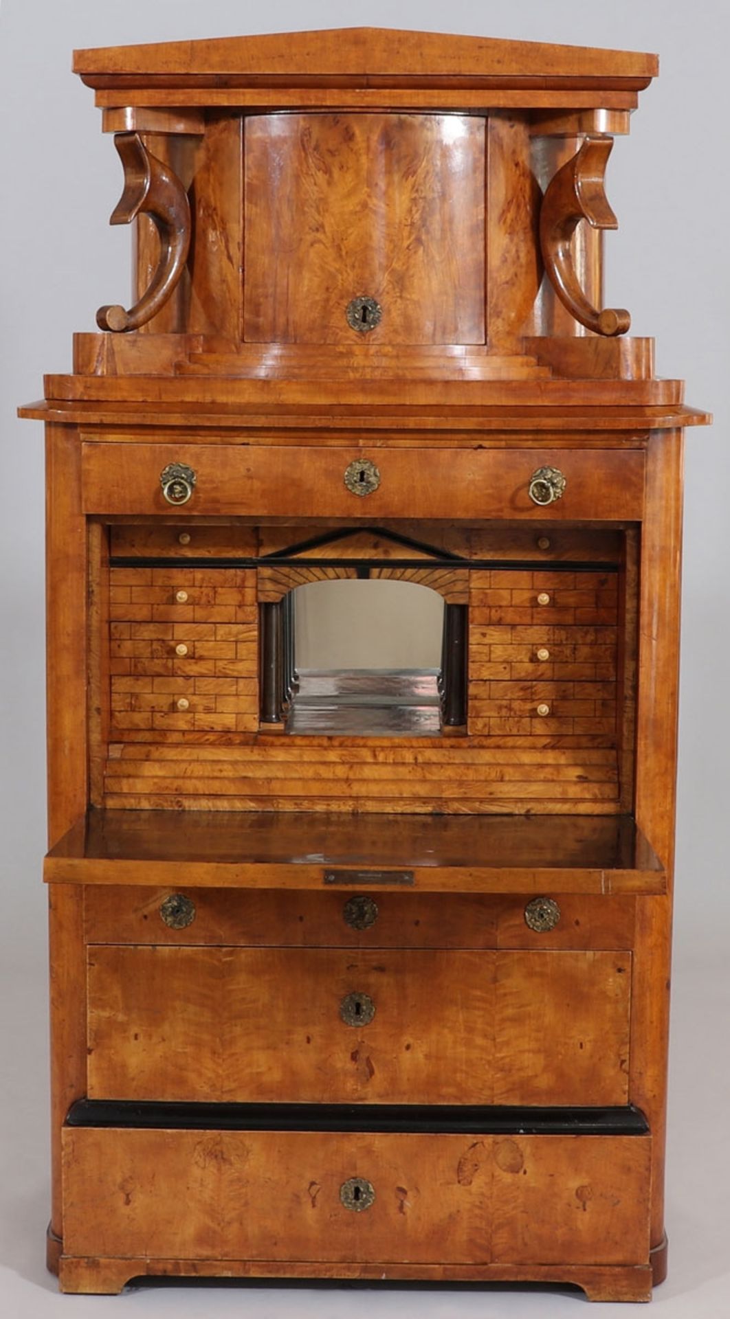 Biedermeier SekretärBerlin, um 1820. Birke. 198 x 107 x 52 cm. Rest.bed. Auf schlichtem Sockel. - Image 2 of 2