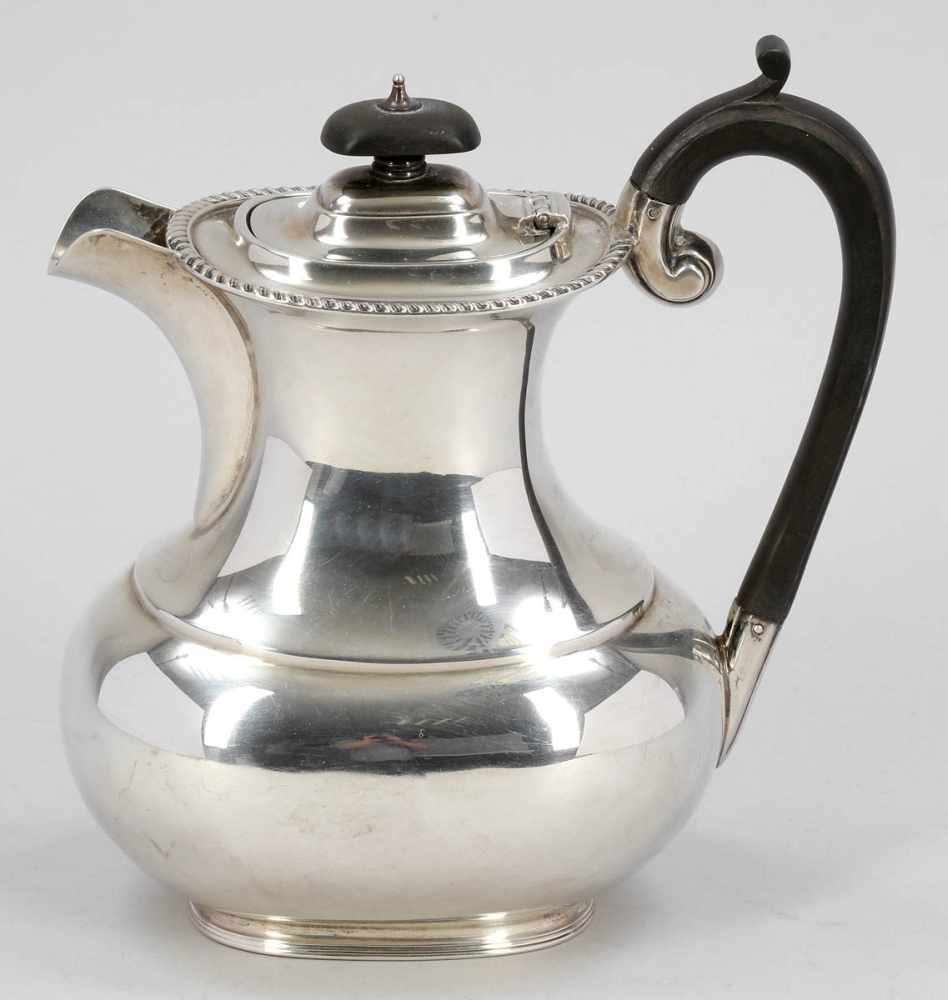 Kaffeekanne / Coffee PotGeorge Hape/Sheffield/England, um 1928/29. 925er Silber. Punzen: Herst.-