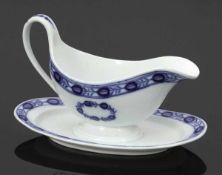 Sauciere / Gravy boatKönigliche Porzellan Manufaktur, Meissen um 1850. - Blaue Blätterkante mit