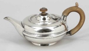 Kleine TeekanneBrimingham/England, 1911/12. 925er Silber. Punzen: Herst.-Marke, Stadt- und