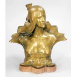 Grégoire Calvet1871 Cadarcet - 1928 Palaiseau - Femme Fleur - Bronze. In Teilen schwarz patiniert.