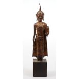 BuddhaThailand, U-Thong. Bronze. Vergoldet. H. ohne Sockel 25,5 cm. Stehende Darstellung mit