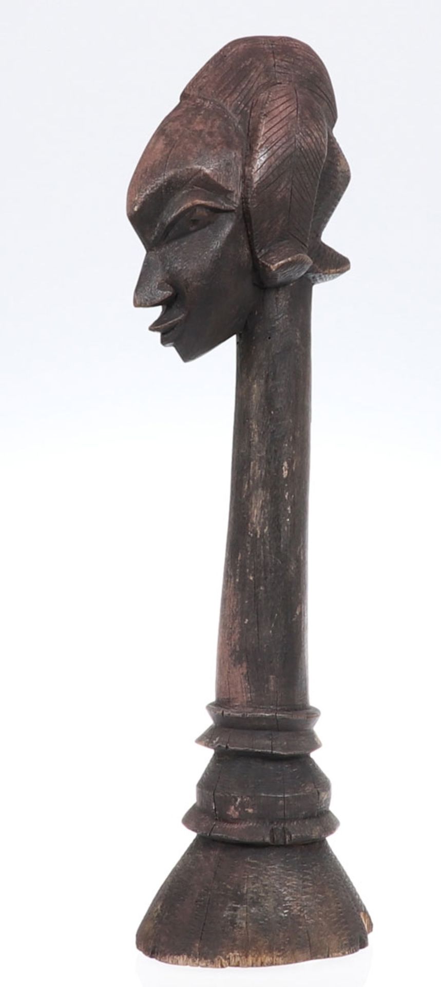 Baule AhnenfigurElfenbeinküste. Holz, geschnitzt. H, 57 cm. Büste mit langgestrecktem Hals.