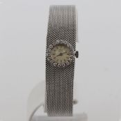 Weißgold-Armbanduhr mit Brillanten585/- Weißgold, gestempelt. Gewicht: 43,9 g. 18 Brillanten zus.