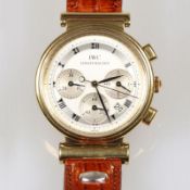 IWC-ArmbanduhrFa. International Watch Co., Schaffhausen. Modell: Da Vinci Chronograph mit Datum.