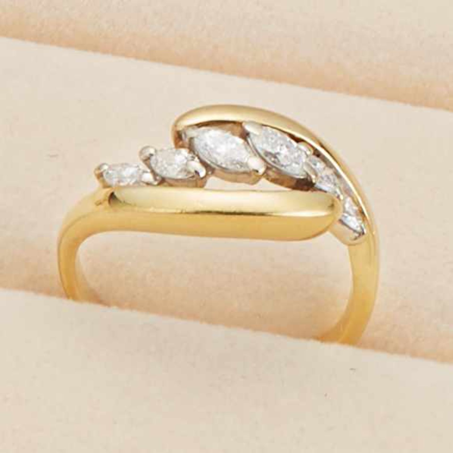 Ring mit Diamantnavetten