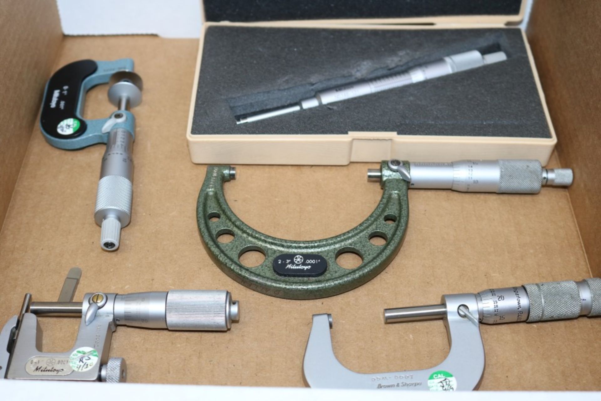 Brown & Sharpe OD Micrometer 1-2", Mitutoyo OD Micrometer 2-3", Mitutoyo OD Disc Micrometer 0-1", - Image 2 of 9