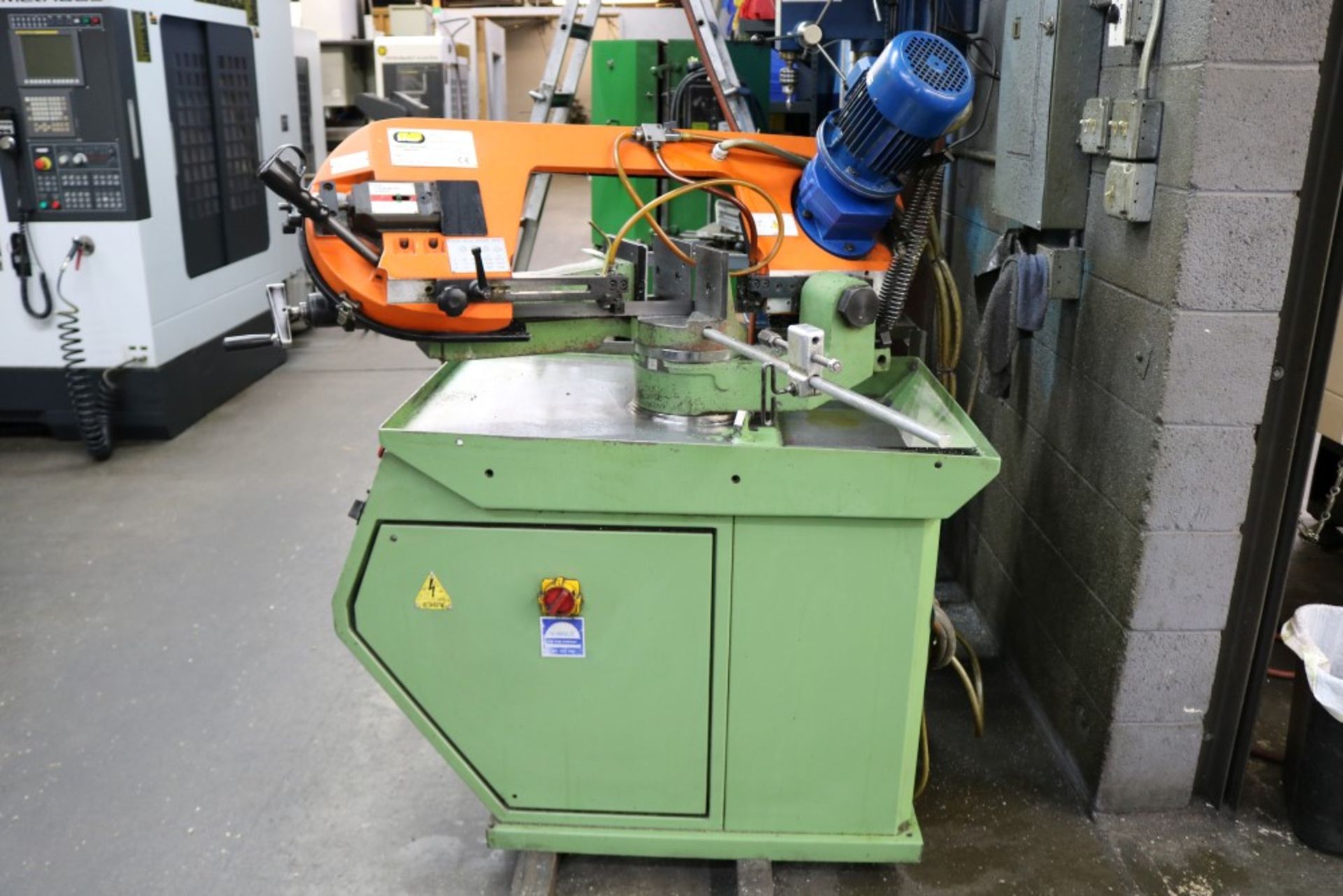 1997 FMB-Triton Horizontal Band Saw, 1.5 HP, Blade Size 2700mm x 27mm x 0.9mm, 220V, 60HZ, 290 KG, - Image 6 of 12