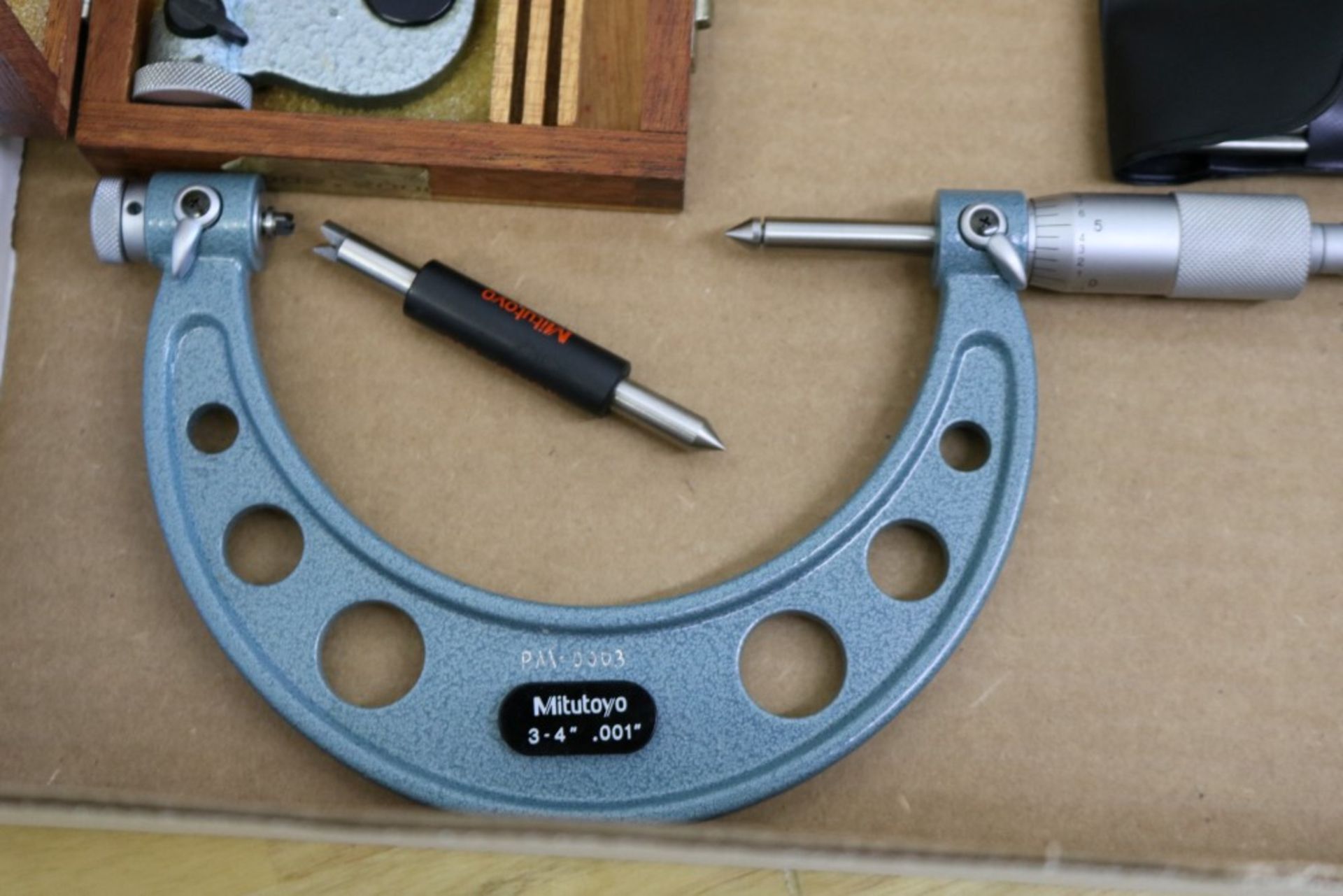 Starrett 1-2" OD Thread Pitch Micrometer, Tesa OD Thread Pitch Micrometer 0-1", Mitutoyo 3-4" OD - Image 6 of 7