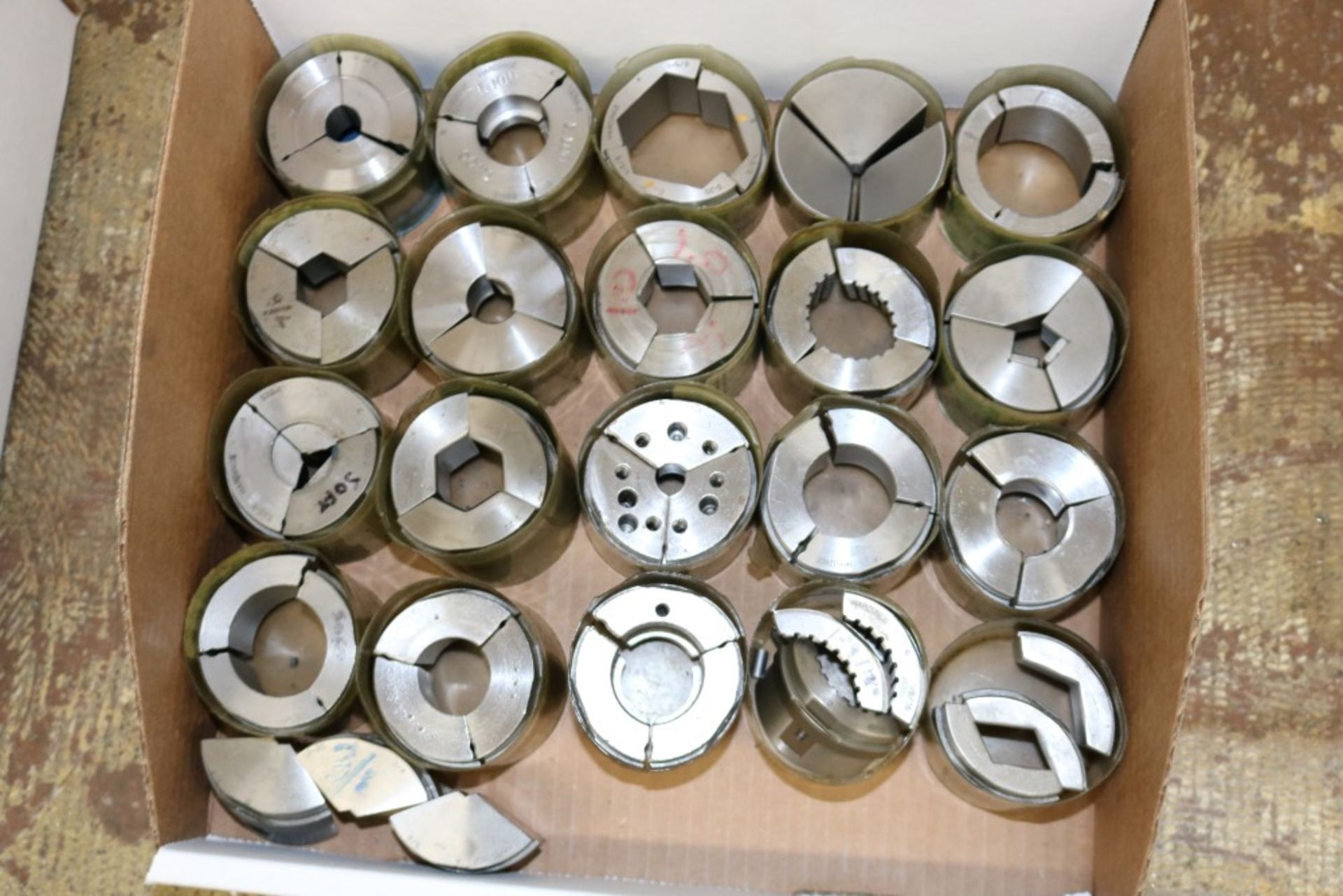 Various Size Collet Pads - Image 2 of 3