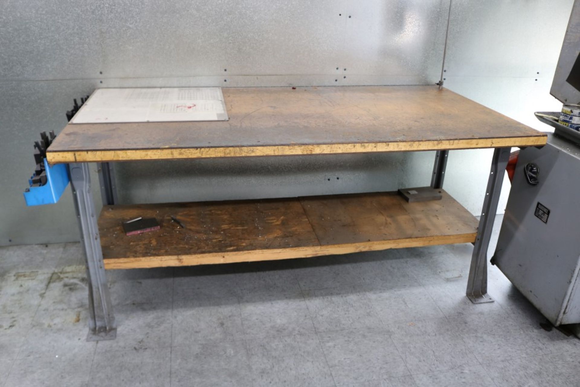 2 Tier Work Table with 2 Sets of Clamps 72" x 36" x 34" - Bild 3 aus 4