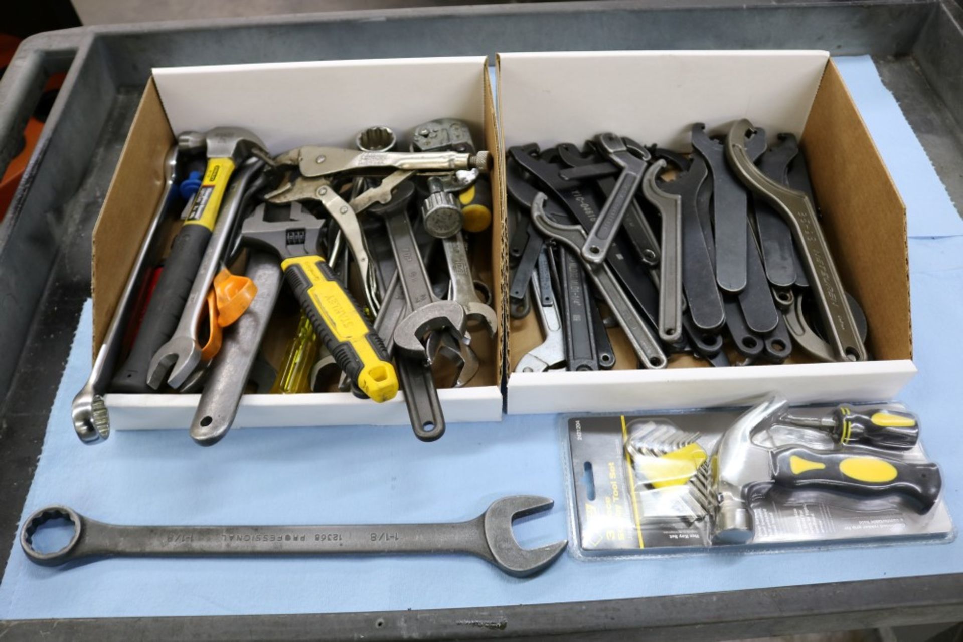 2 Boxes of Various Wrenches, Hammers, ER-32 Wrenches, CAT 40 Wrenches and Others - Image 4 of 5