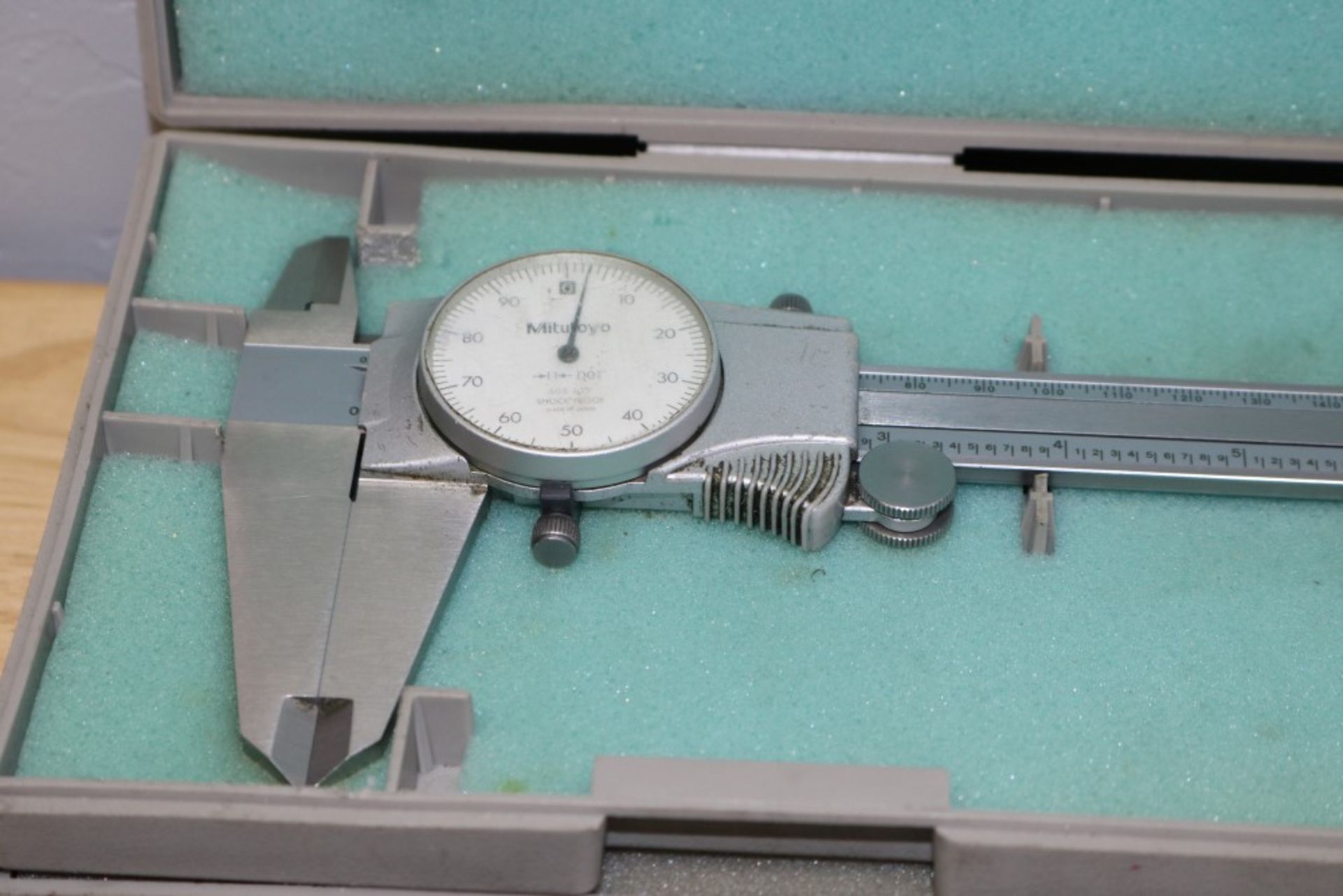 (2) Mitutoyo Dial Calipers .001-12" - Image 3 of 5