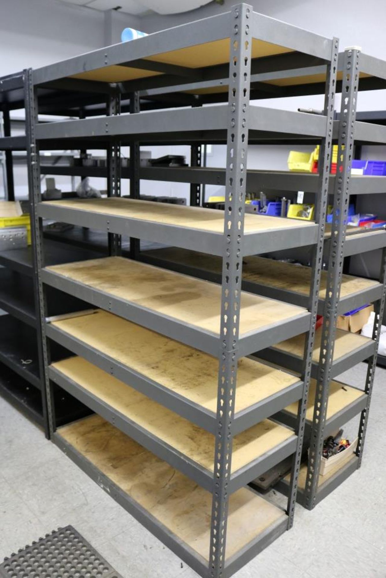 7 Tier and 8 Tier Heavy Duty Shelves, 48" x 18" x 72" - Bild 2 aus 4