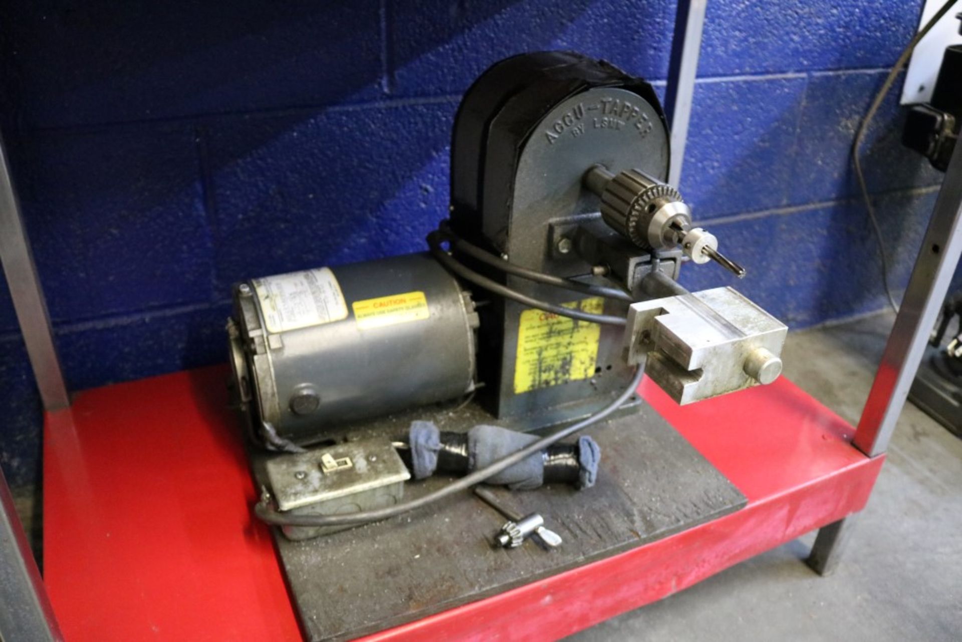13mm Drill Press Model RDM-1301B, 5 Speed, 1/4 HP and Accu-Tapper By LSMW with Jacob Chuck - Image 6 of 9