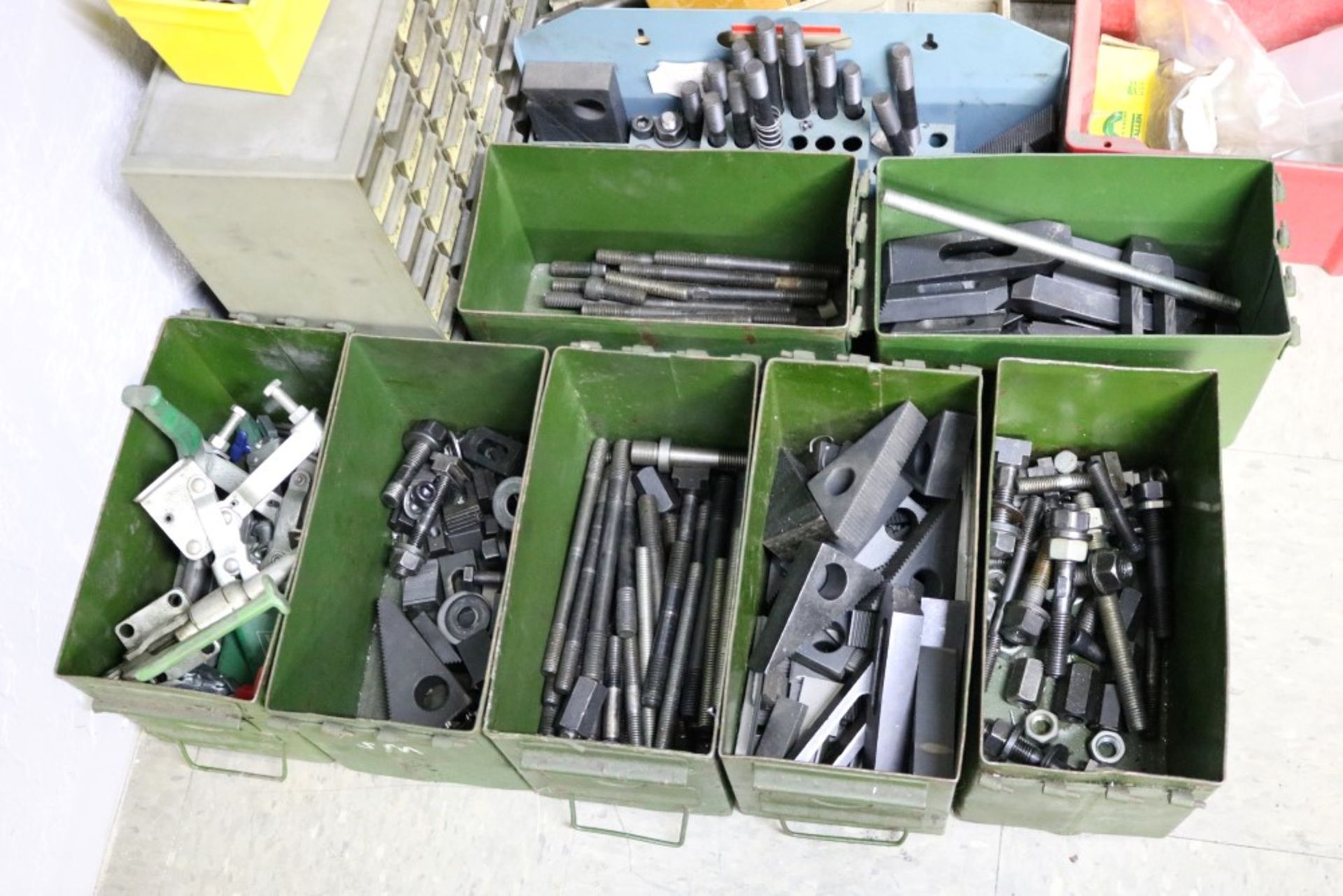 Large Lot of Various Clamps and Hardware, Nuts, Bolts, Ect with Shelf - Bild 6 aus 7