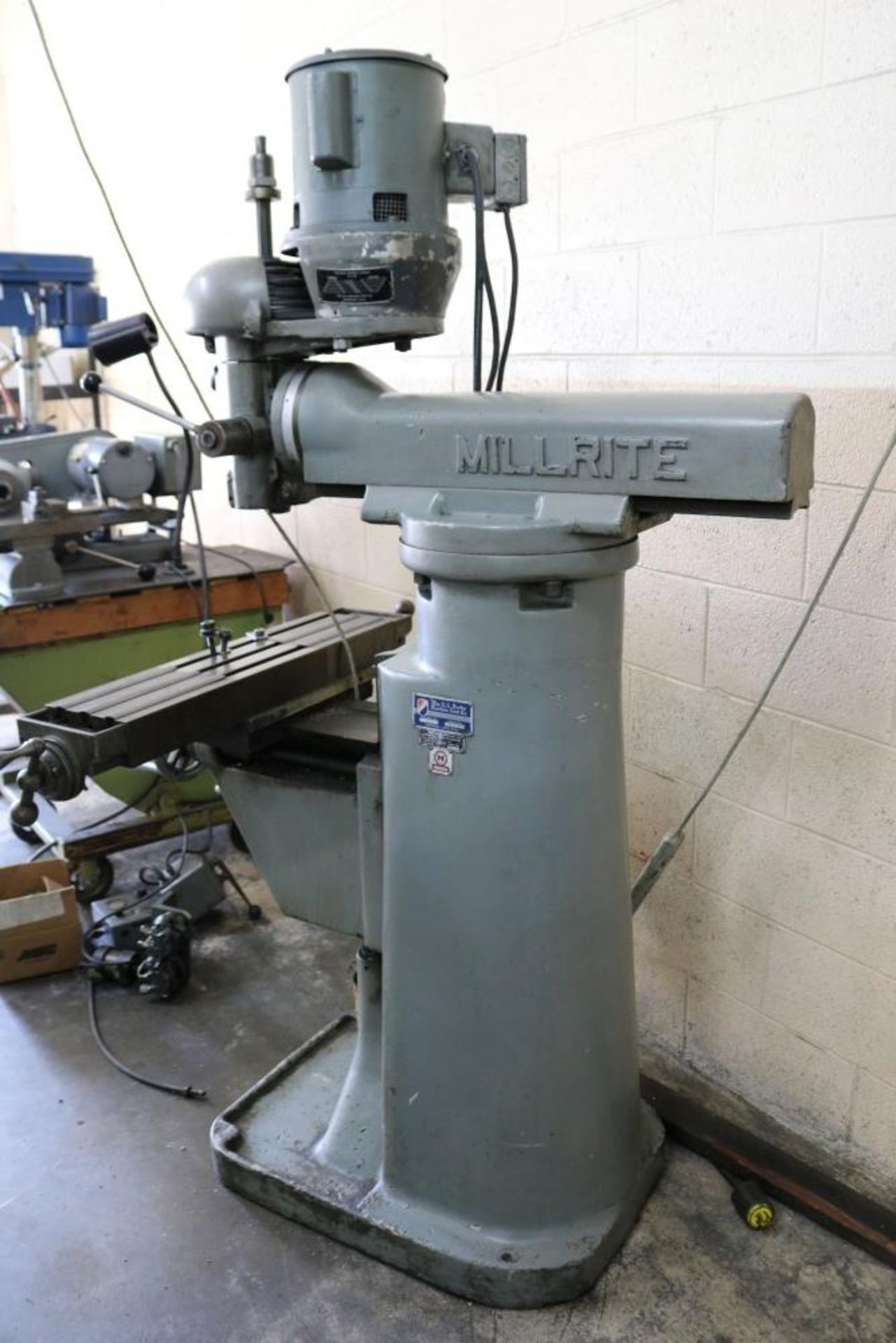 Mill Rite Knee Mill Model MV, SN 64135, 3400 RPM, 3/4 HP, 27" x 7" Table Size - Image 5 of 8