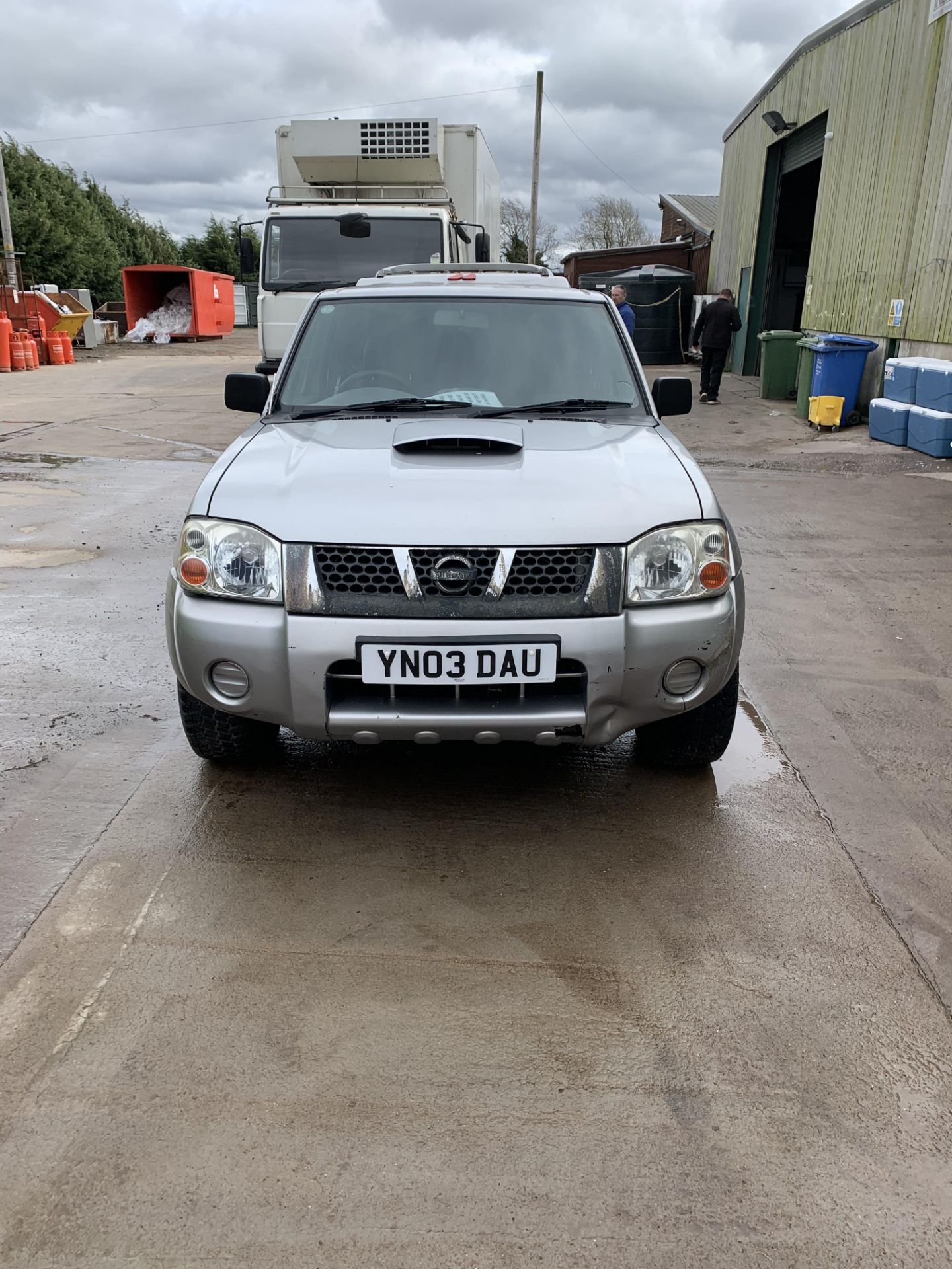 Nissan Pickup reg YN03 DAU no MOT does start and run - Image 5 of 6