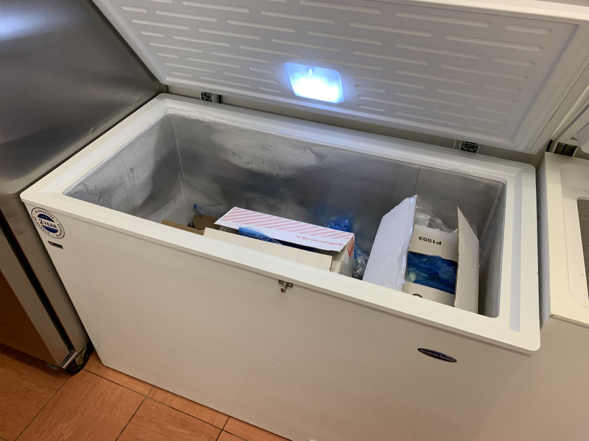 Ice King chest freezer - Image 2 of 2