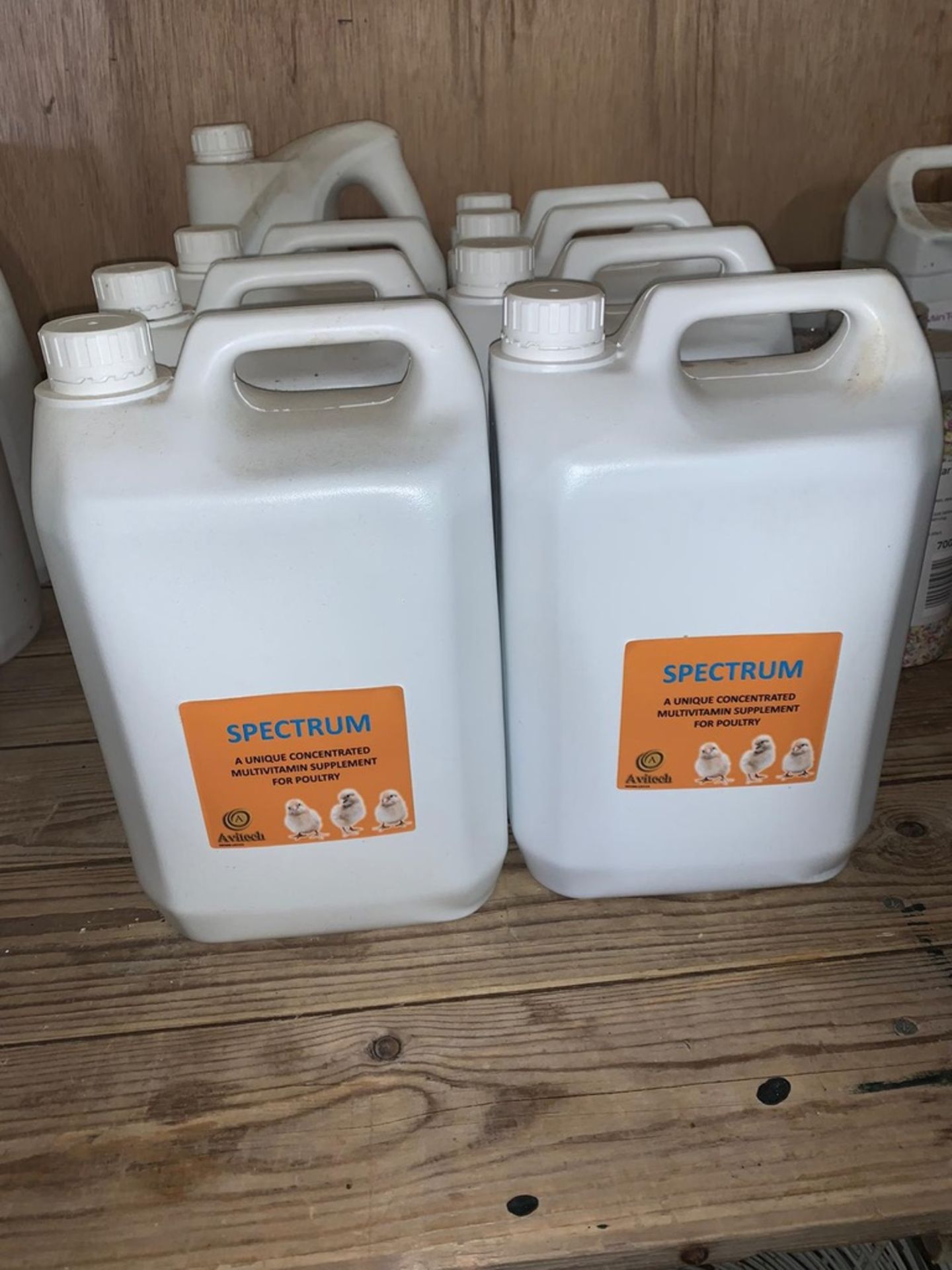 4 x 5 Litres Spectrum Multivitamin for Poultry - Image 3 of 3