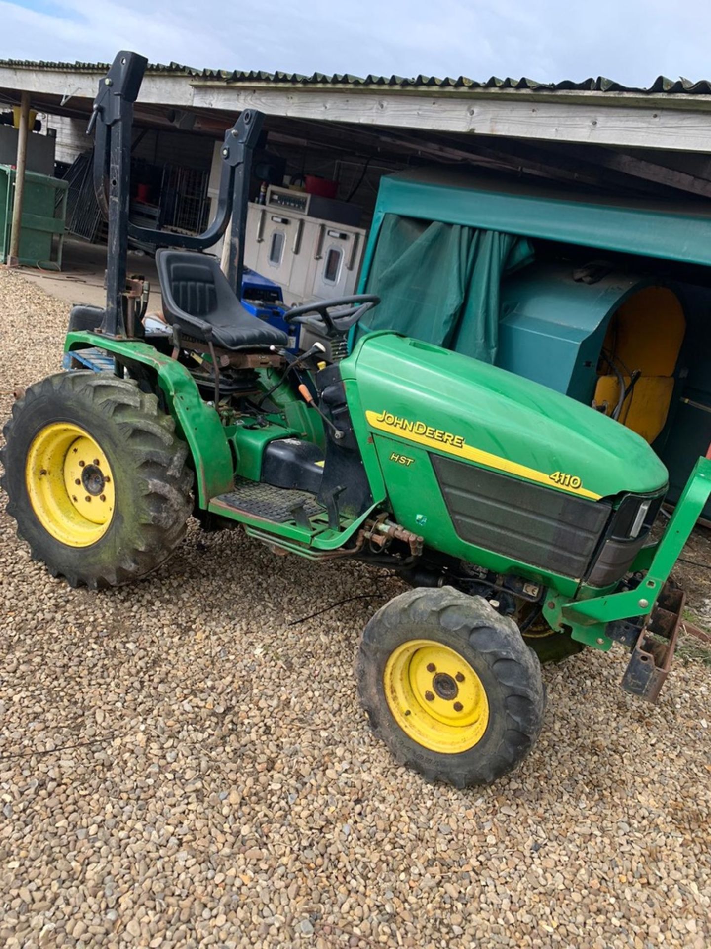 John Deere 4110 HST Compact Tractor c/w Folding Roll Bar - slight ignition fault runs & works OK