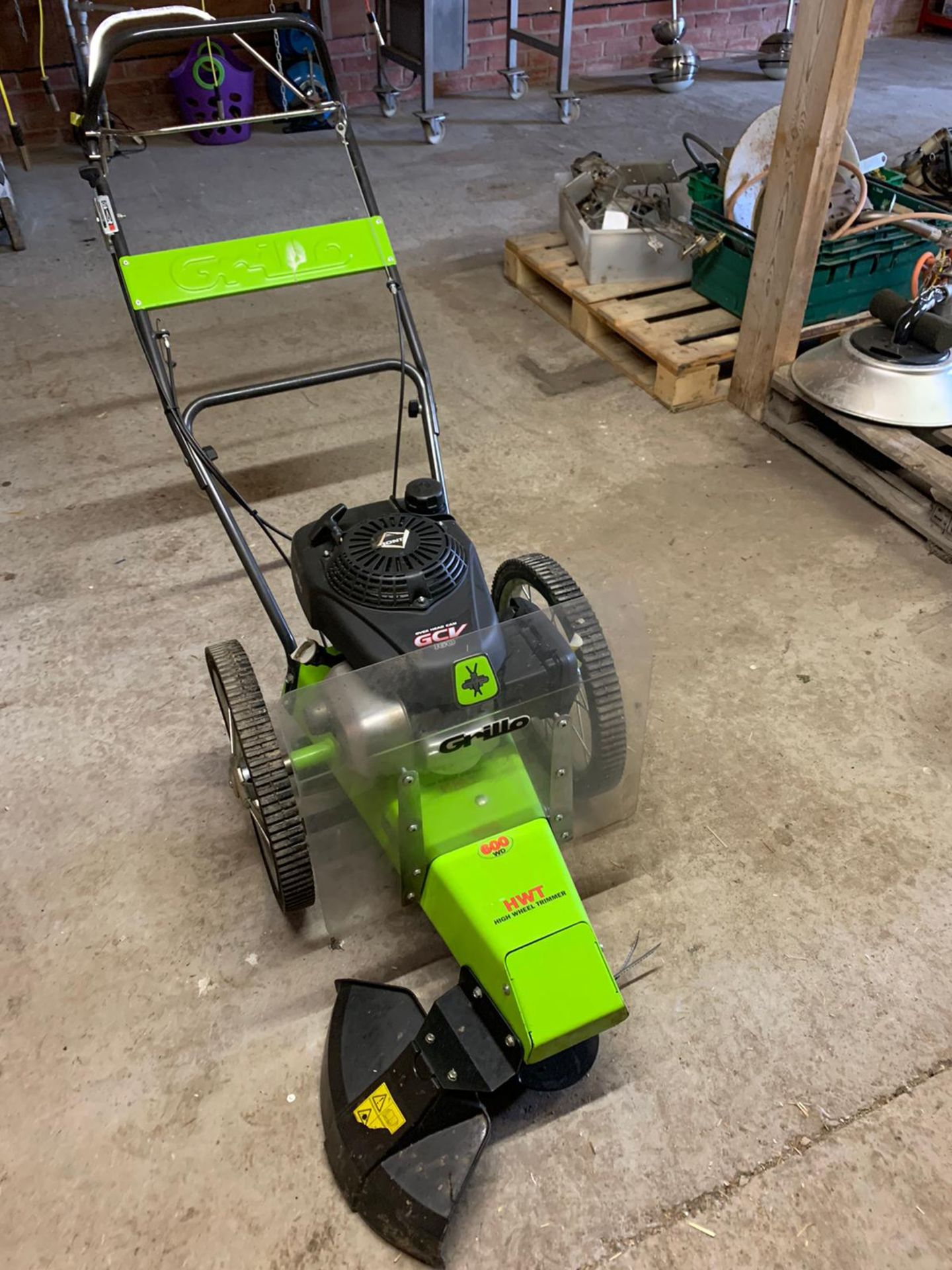Grillo Self Drive Wheeled Strimmer Trimmer HWT 600 WD