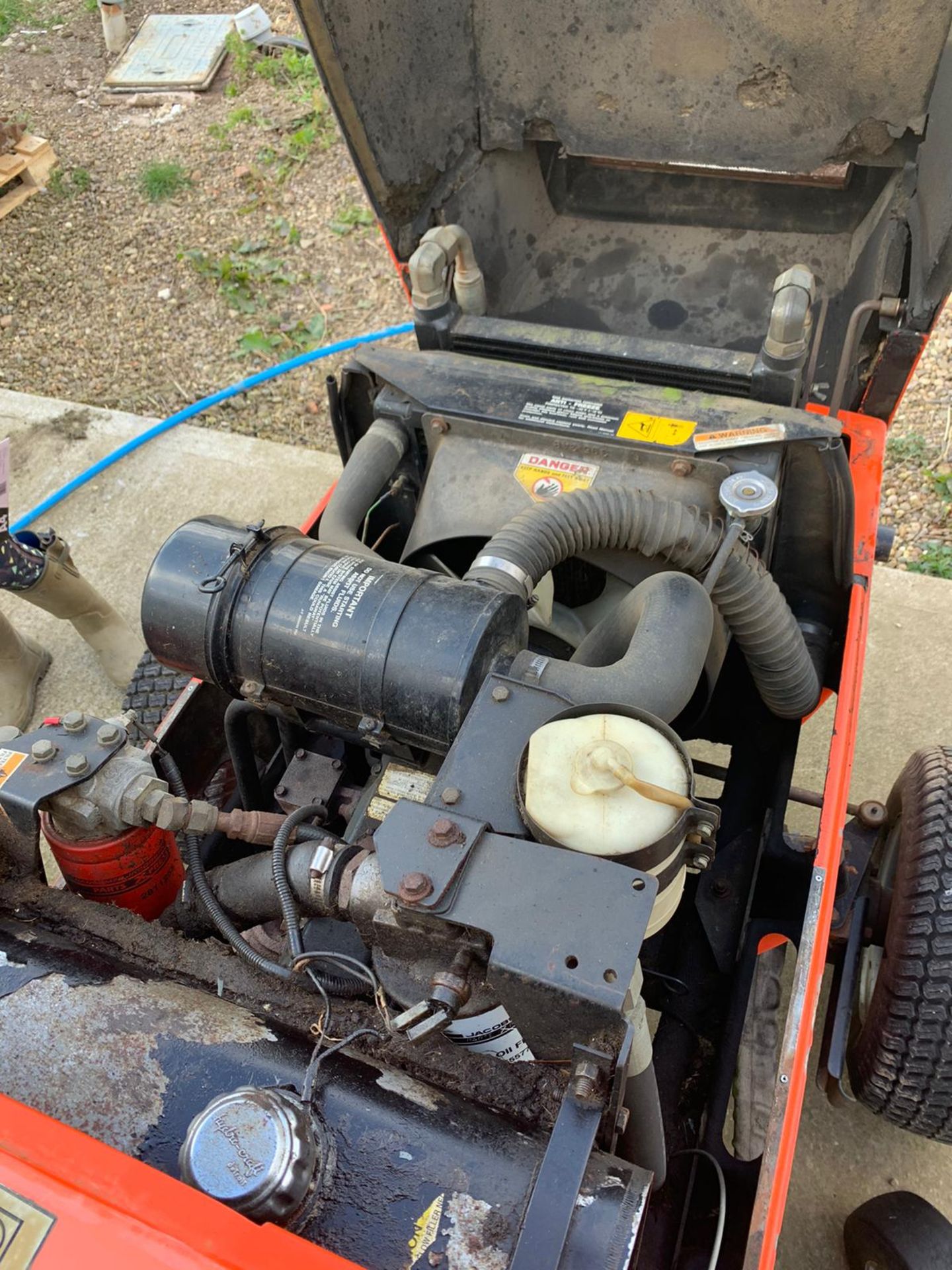 Jacobsen Textron HR-5111 4WD Bat Wing Mower (3.3m Cut) c/w Hydraulic Folding Decks - Image 6 of 7