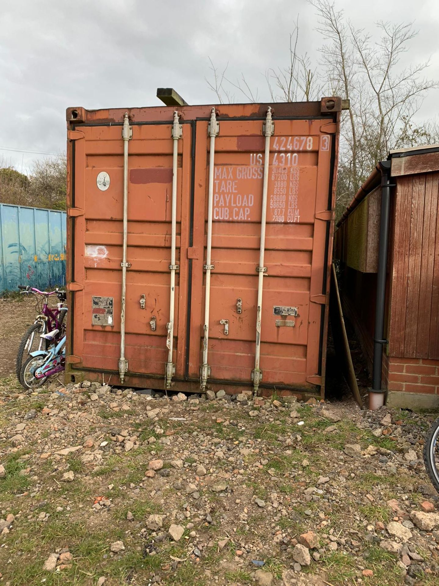 9m Steel Shipping Container c/w Barn Doors